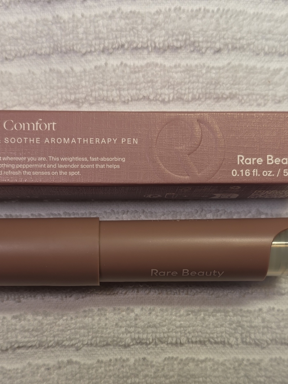 Rare Beauty Comfort Soothe Aromatherapy Pen - Nude Brown
